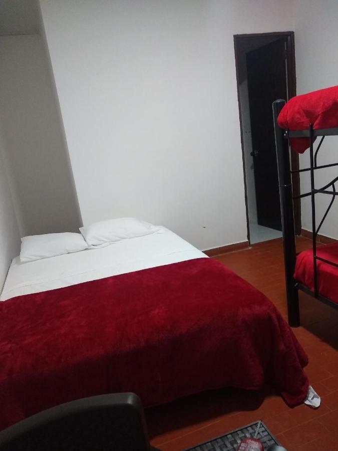 Hostel El Jardin Popayan Bagian luar foto