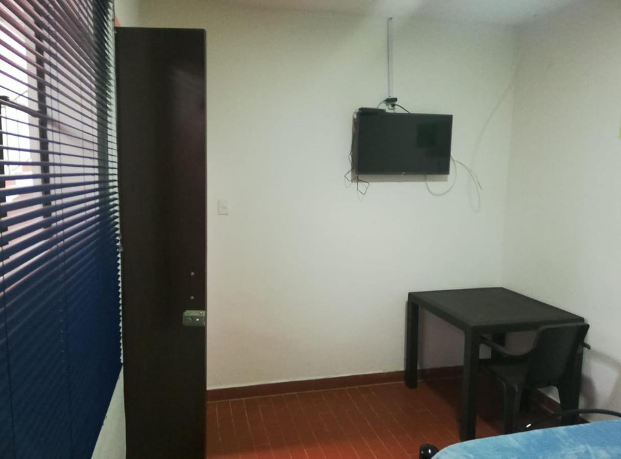 Hostel El Jardin Popayan Bagian luar foto